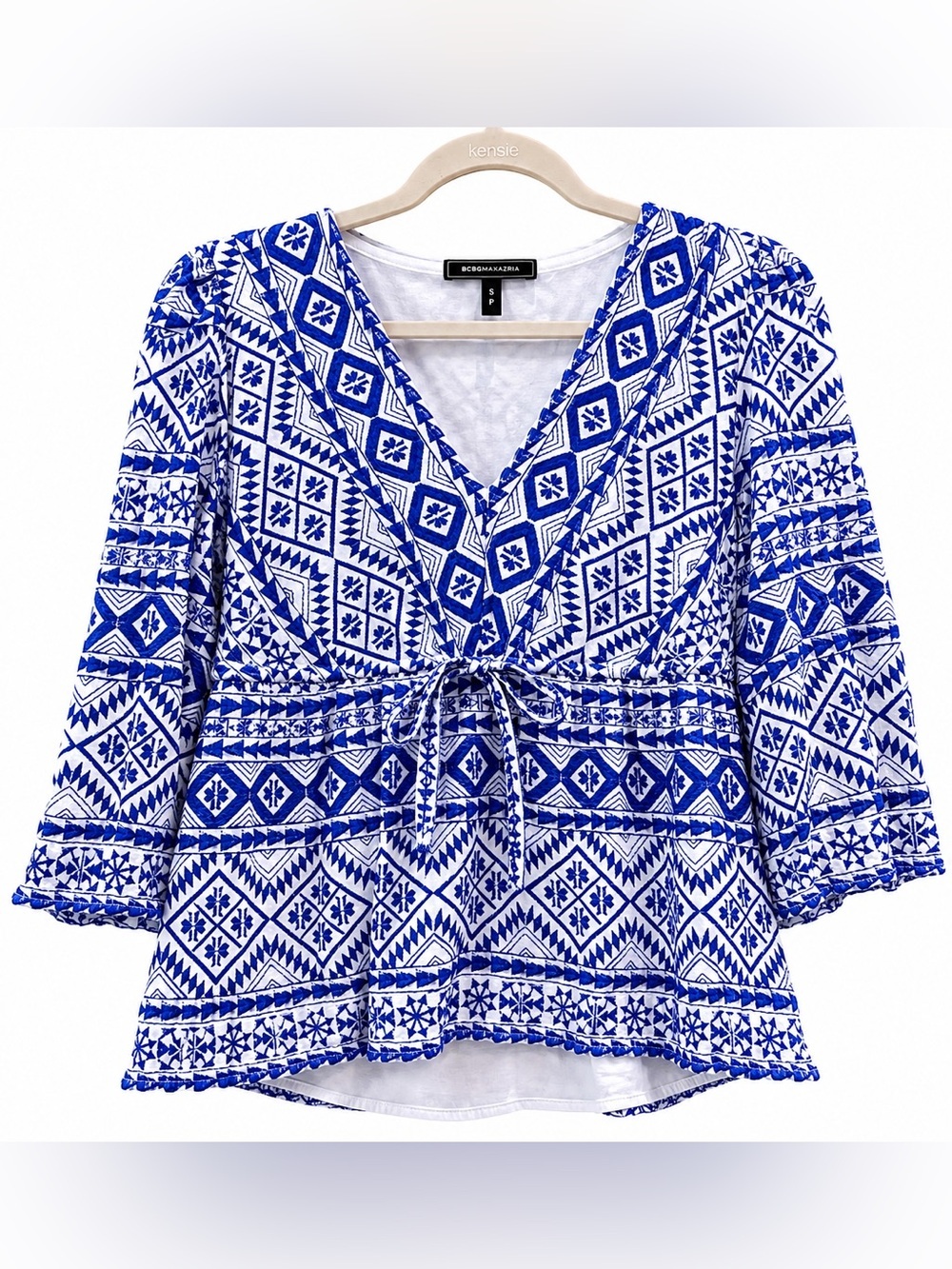 BCBGMaxAzria COVID Embroidered Blue and White V-Neck Printed Tunic Small Boho